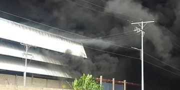 SNGR controló incendio en una planta empaquetadora en el estado Carabobo
