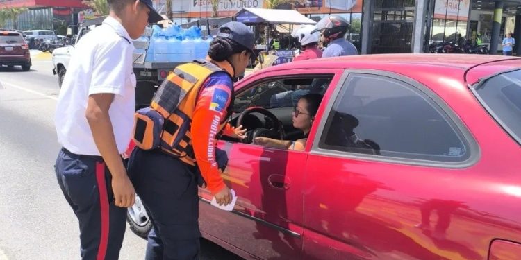 Protección Civil participó en el despliegue del dispositivo «Movida Preventiva» en el Terminal Terrestre de La Guaira
