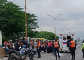 PC atendió colisión en la autopista Tocuyito-Valencia en el estado Carabobo
