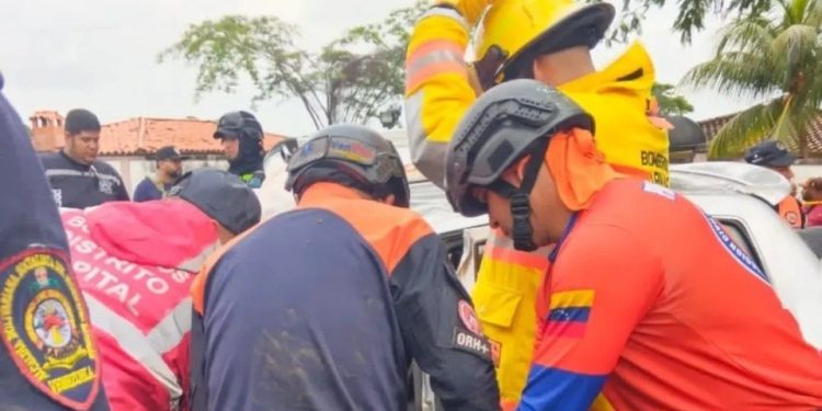 Protección Civil desplegó operativo de atención tras una colisión en el estado Barinas