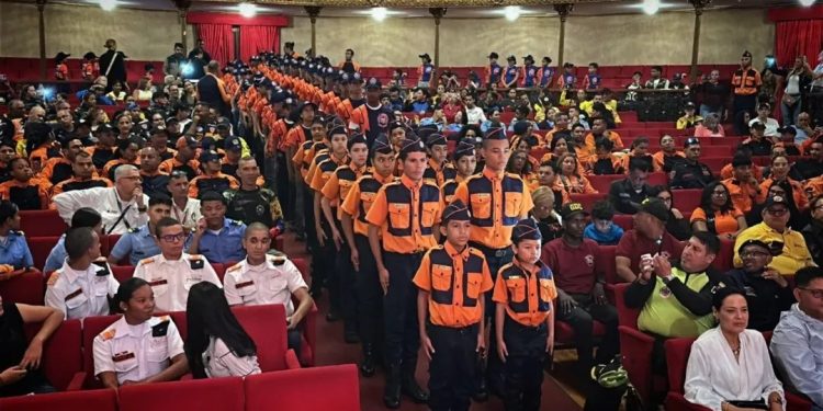 Protección Civil del Gobierno de Caracas arriba a sus 46° aniversario al servicio de los venezolanos