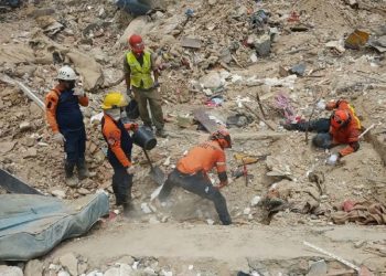 Protección Civil Falcón continúan desplegados en el estado La Guaira