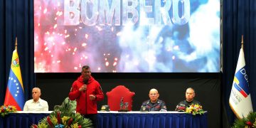 Más de 2 mil 800 Bomberos ascienden a la jerarquía superior correspondiente