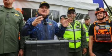 Ministro Cabello dirige demolición controla en el estado La Guaira