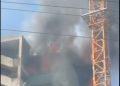 Protección Civil mitiga riesgos tras incendio de gran magnitud en empresa de cosméticos