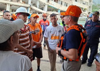 SNGR inspecciona las Residencias Caribe en el estado La Guaira