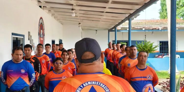 Protección Civil Anzoátegui recibió dotación de equipos