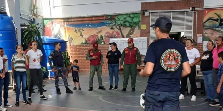 Protección Civil La Guaira dicta talleres de autoprotección en las escuelas de Maiquetía