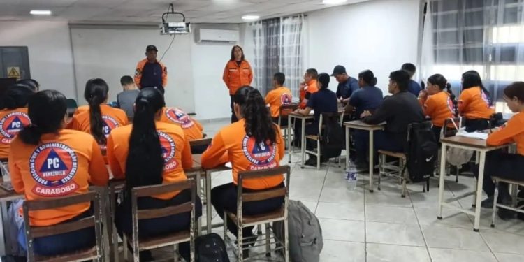 Protección Civil dicta curso de Formación de Facilitadores en el estado Carabobo