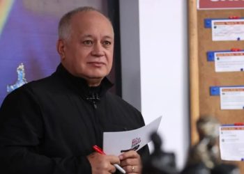Gobierno Bolivariano permanece desplegado en La Guaira brindando atención integral al Pueblo