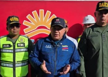 Diosdado Cabello: “La prioridad es remover la cantidad de escombros en el suelo”
