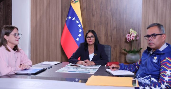 Venezuela Renace ha favorecido a más de 8 mil venezolanos