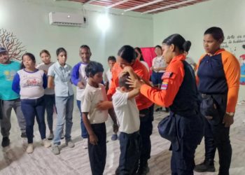 Protección Civil dicta taller de riesgos sísmicos en el estado Sucre