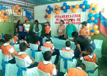 Protección Civil Sucre acompaña juramentación de nueva Brigada Escolar de Gestión de Riesgo