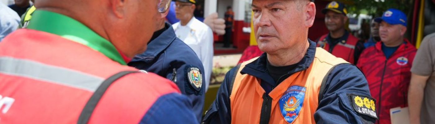 Entrega-de-insumos-a-11-organos-bomberiles-del-estado-Sucre-foto-21